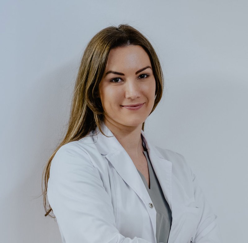 Dr. Varga Emese